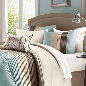 Queen comforter, 2 pillow shams & pillow. Brown, cream & pale blue. EUC.